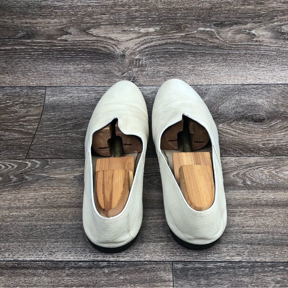 Giorgio Armani Cream Leather Almond Toe Slip On Loafers Men's 44/ US 10.5 - Picture 4 of 15